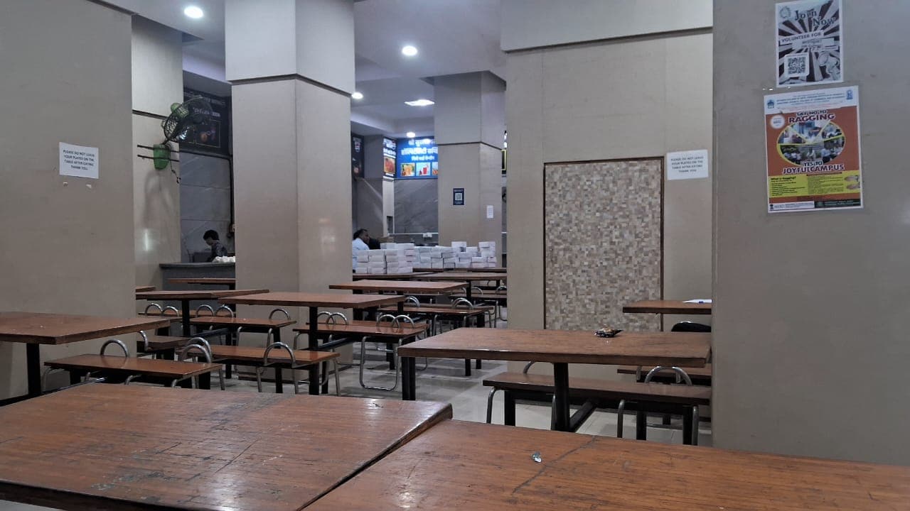 Mithibai College of Arts Canteen photo 1
